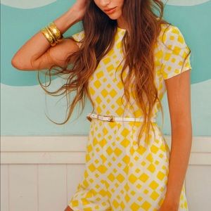 Valija yellow printed romper. Size: Small